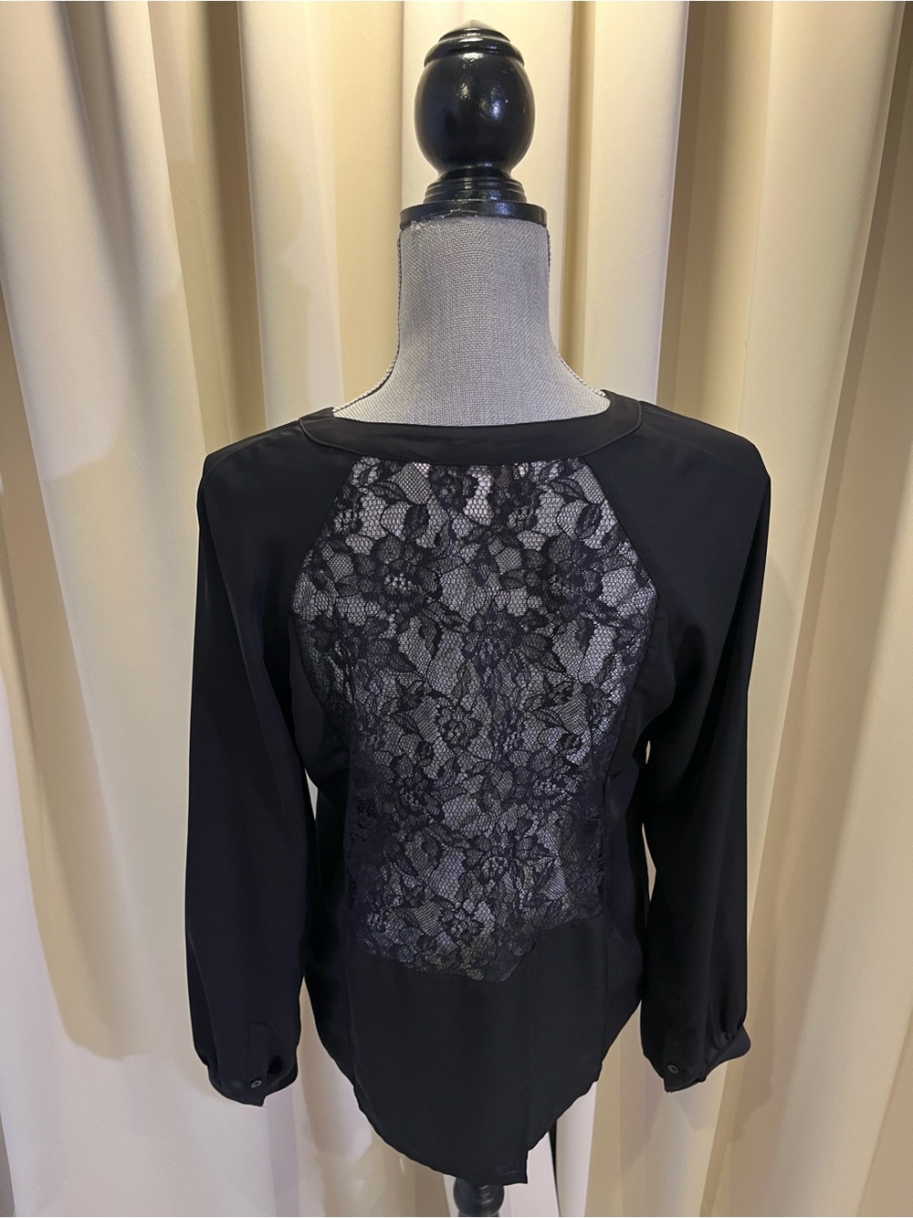 LC Lauren Conrad Black Lace-Back Long Sleeve Blouse